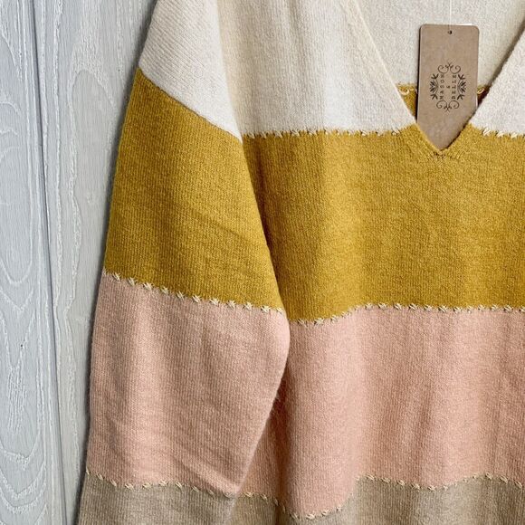 Mason & Belle Cream Pink Sweater Large NWT - Picture 2 of 4